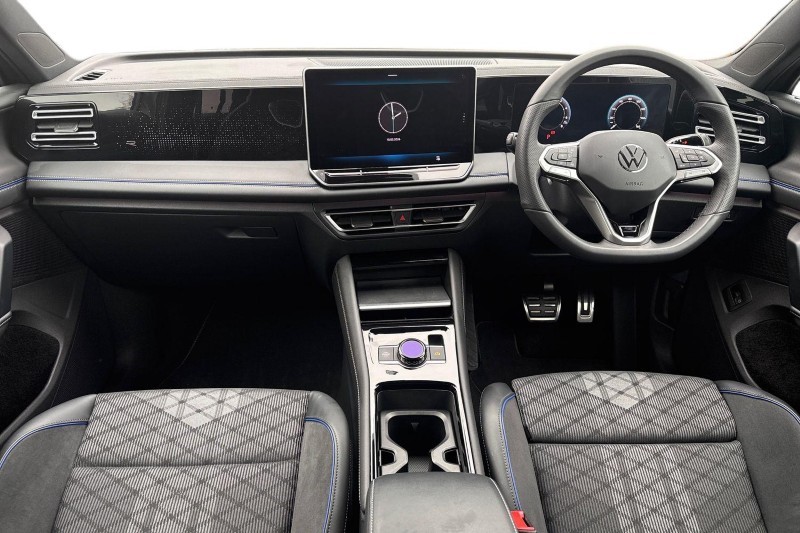 2025 (75) VOLKSWAGEN TIGUAN 1.5 TSI 272 eHybrid R-Line 5dr DSG 5161332