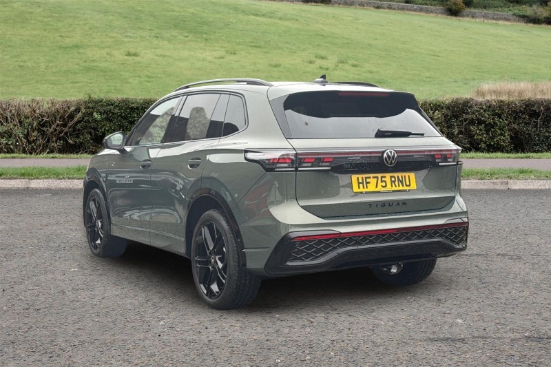 2025 (75) VOLKSWAGEN TIGUAN 1.5 TSI 272 eHybrid R-Line 5dr DSG