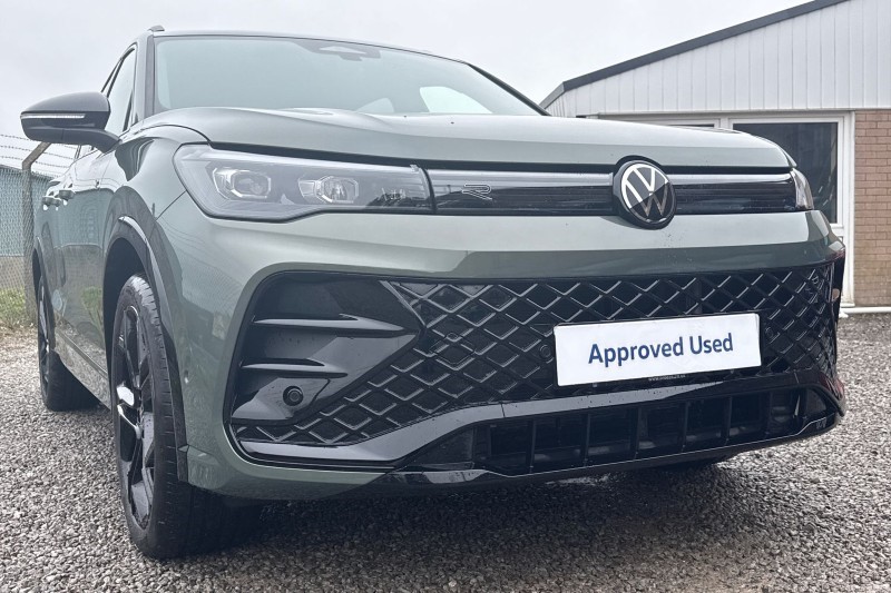 2025 (75) VOLKSWAGEN TIGUAN 1.5 TSI 272 eHybrid R-Line 5dr DSG 5161362