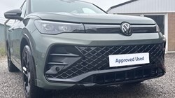 2025 (75) VOLKSWAGEN TIGUAN 1.5 TSI 272 eHybrid R-Line 5dr DSG 5161362