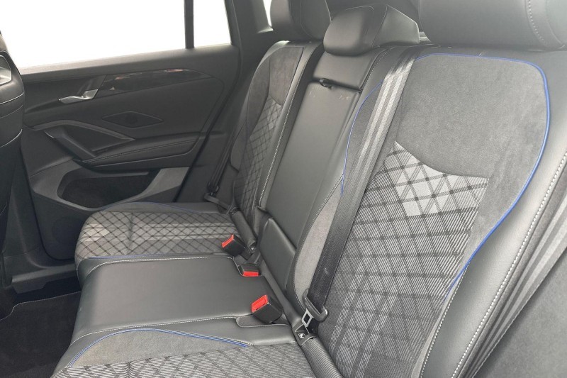 2025 (75) VOLKSWAGEN TIGUAN 1.5 TSI 272 eHybrid R-Line 5dr DSG 5161327