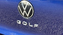 2022 (72) VOLKSWAGEN GOLF 2.0 TDI Life 5dr 5205022