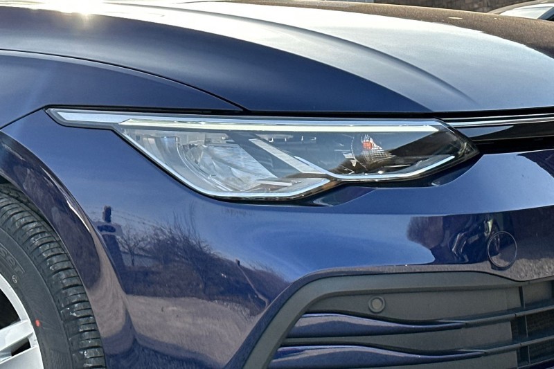 2022 (72) VOLKSWAGEN GOLF 2.0 TDI Life 5dr 5205018