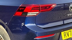 2022 (72) VOLKSWAGEN GOLF 2.0 TDI Life 5dr 5205020