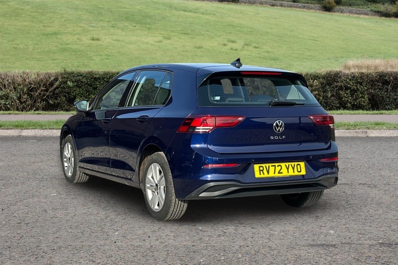 2022 (72) VOLKSWAGEN GOLF 2.0 TDI Life 5dr
