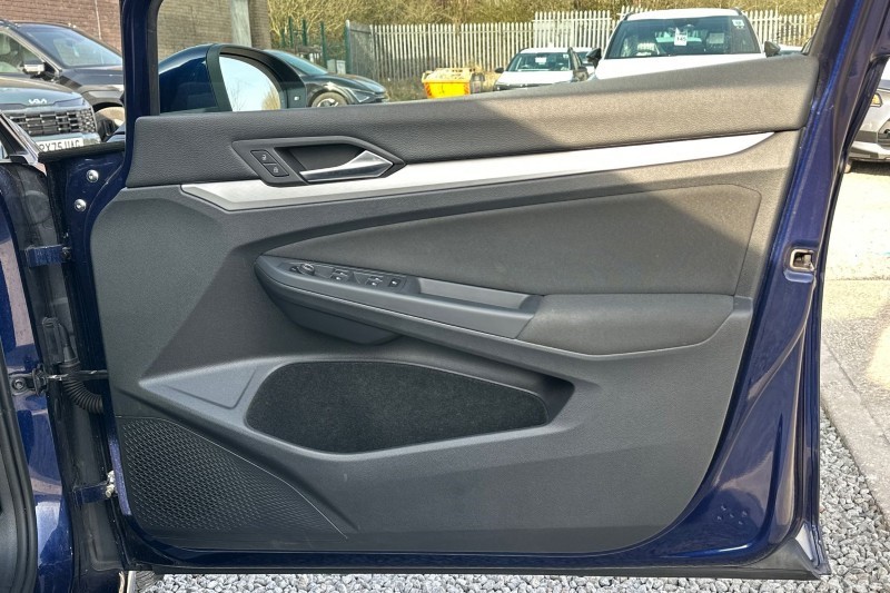 2022 (72) VOLKSWAGEN GOLF 2.0 TDI Life 5dr 5204998