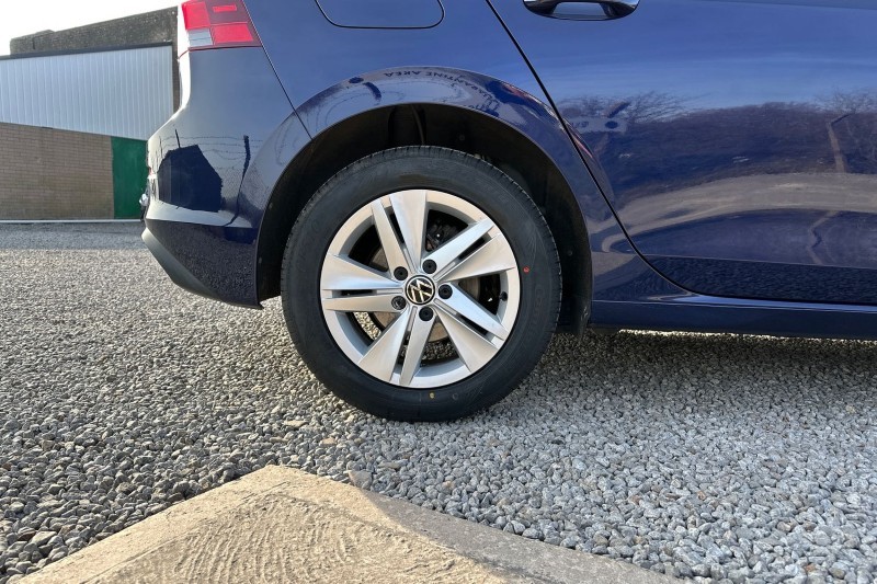 2022 (72) VOLKSWAGEN GOLF 2.0 TDI Life 5dr 5204995
