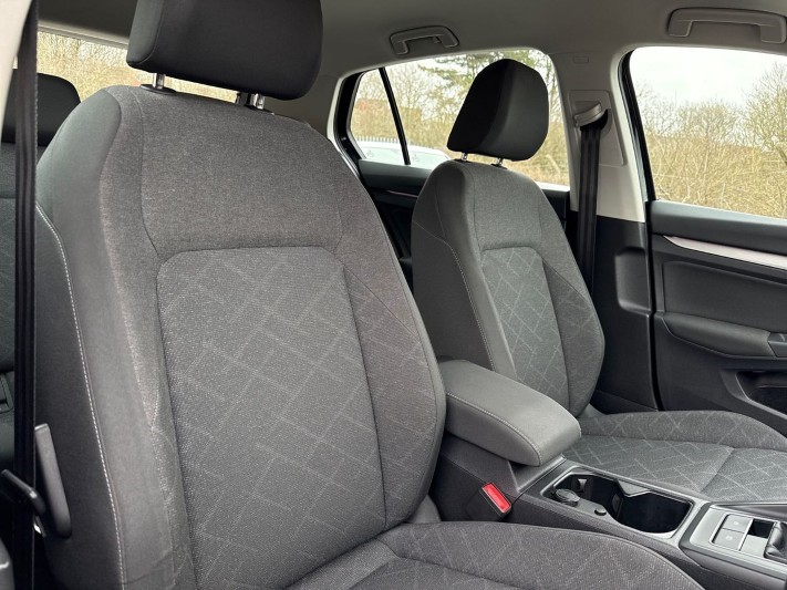 2022 (72) VOLKSWAGEN GOLF 2.0 TDI Life 5dr 5191813