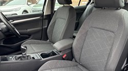 2022 (72) VOLKSWAGEN GOLF 2.0 TDI Life 5dr 5191825