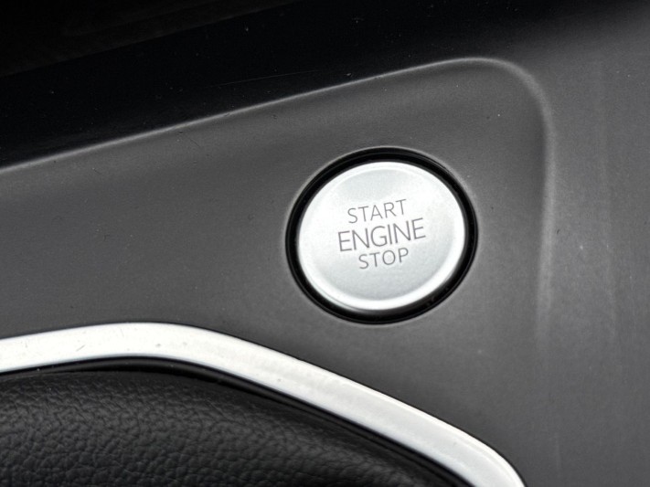 2022 (72) VOLKSWAGEN GOLF 2.0 TDI Life 5dr 5191836