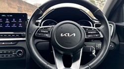 2023 (72) KIA CEED 1.5T GDi ISG 3 5dr DCT 5162837