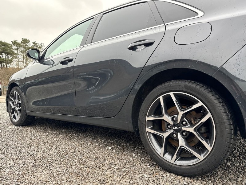 2023 (72) KIA CEED 1.5T GDi ISG 3 5dr DCT 5162852