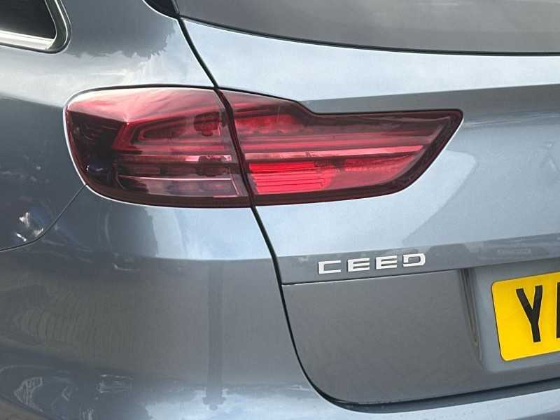 2023 (72) KIA CEED 1.5T GDi ISG 3 5dr 5275849