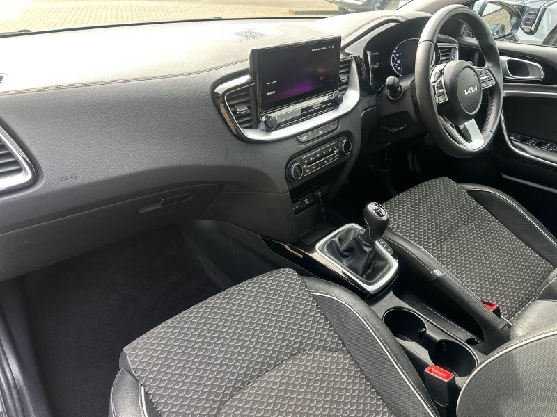 2023 (72) KIA CEED 1.5T GDi ISG 3 5dr 5275844