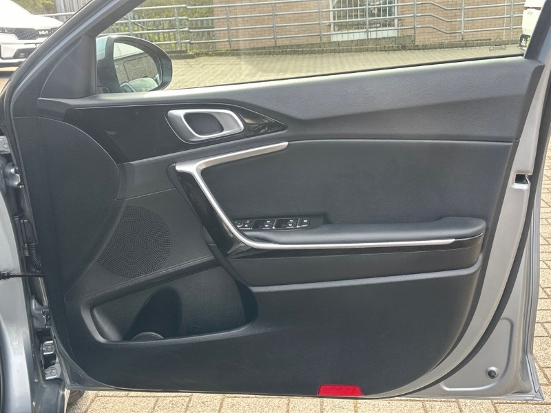 2023 (72) KIA CEED 1.5T GDi ISG 3 5dr 5275825