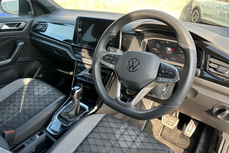 2025 (25) VOLKSWAGEN T-ROC 1.5 TSI R-Line 5dr DSG 5196691