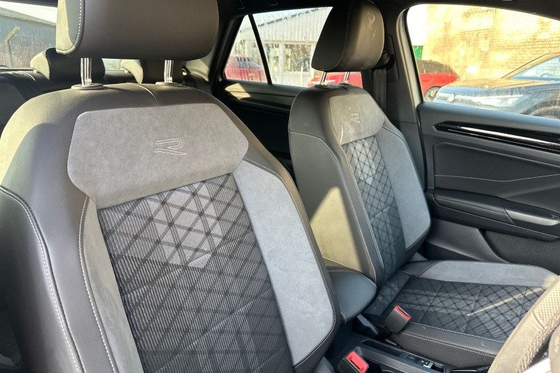 2025 (25) VOLKSWAGEN T-ROC 1.5 TSI R-Line 5dr DSG 5196697