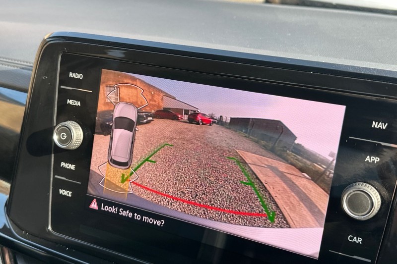 2025 (25) VOLKSWAGEN T-ROC 1.5 TSI R-Line 5dr DSG 5196705