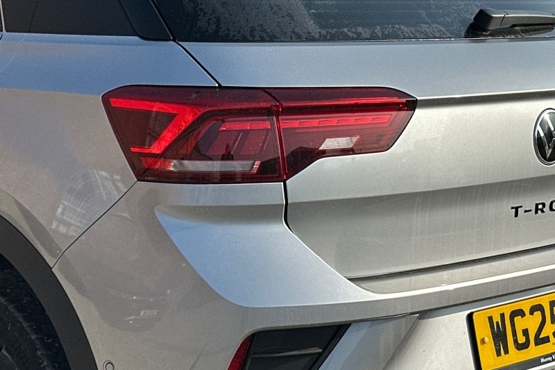 2025 (25) VOLKSWAGEN T-ROC 1.5 TSI R-Line 5dr DSG 5196718