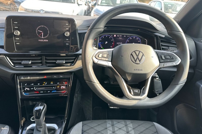 2025 (25) VOLKSWAGEN T-ROC 1.5 TSI R-Line 5dr DSG 5196702