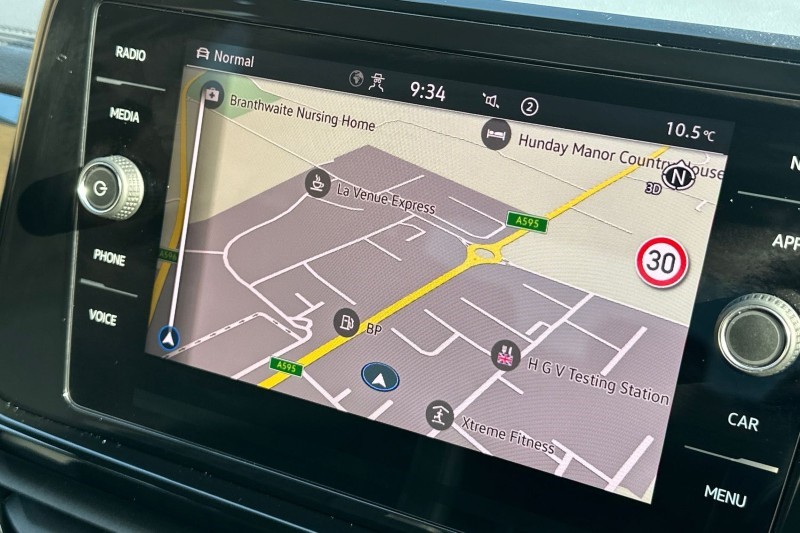 2025 (25) VOLKSWAGEN T-ROC 1.5 TSI R-Line 5dr DSG 5196704