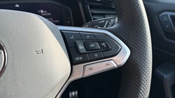 2025 (25) VOLKSWAGEN T-ROC 1.5 TSI R-Line 5dr DSG 5196700