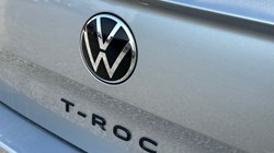 2025 (25) VOLKSWAGEN T-ROC 1.5 TSI R-Line 5dr DSG 5196719
