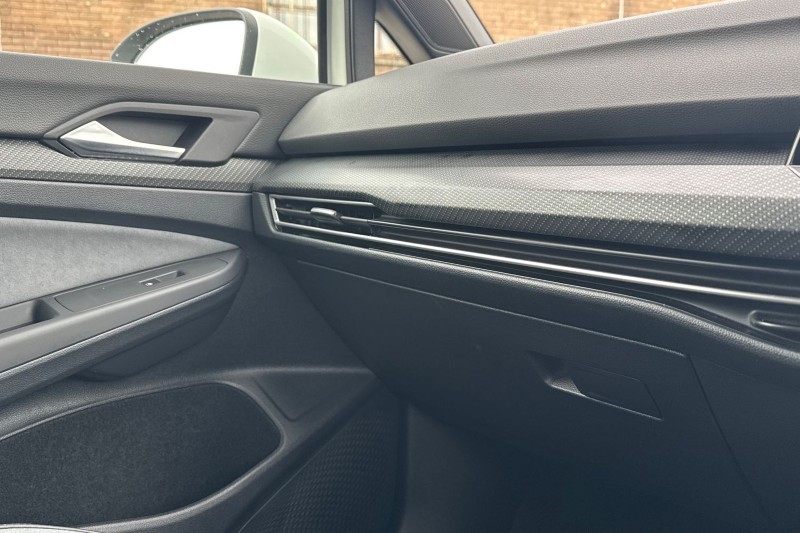 2021 (71) VOLKSWAGEN GOLF 2.0 TDI 150 R-Line 5dr DSG 5118284