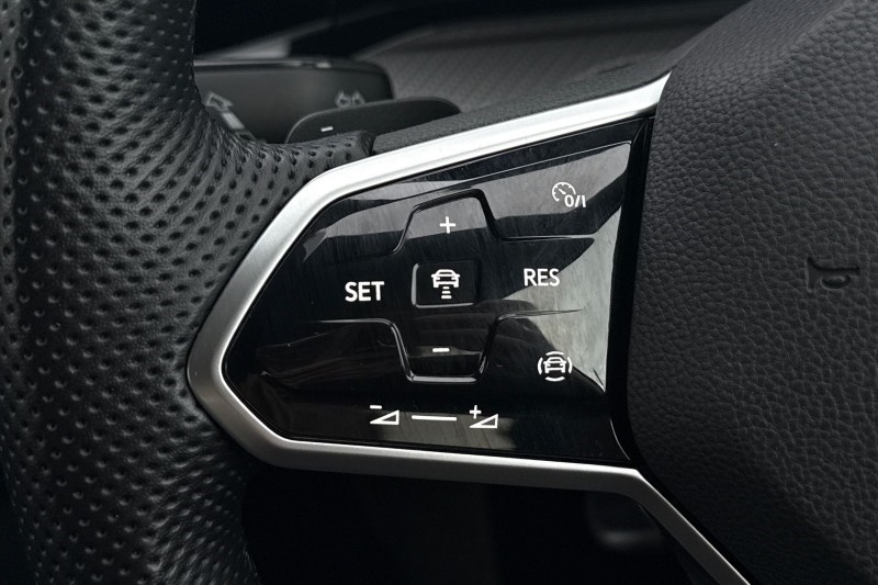 2021 (71) VOLKSWAGEN GOLF 2.0 TDI 150 R-Line 5dr DSG 5118275