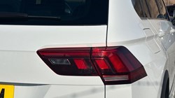 2022 (22) VOLKSWAGEN TIGUAN 2.0 TSI 4Motion R-Line 5dr DSG 5132952