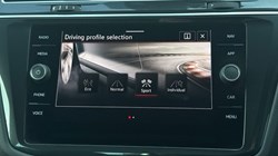 2022 (22) VOLKSWAGEN TIGUAN 2.0 TSI 4Motion R-Line 5dr DSG 5132939