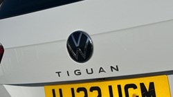 2022 (22) VOLKSWAGEN TIGUAN 2.0 TSI 4Motion R-Line 5dr DSG 5132953