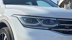 2022 (22) VOLKSWAGEN TIGUAN 2.0 TSI 4Motion R-Line 5dr DSG 5132949