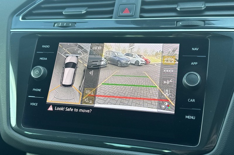 2022 (22) VOLKSWAGEN TIGUAN 2.0 TSI 4Motion R-Line 5dr DSG 5132936