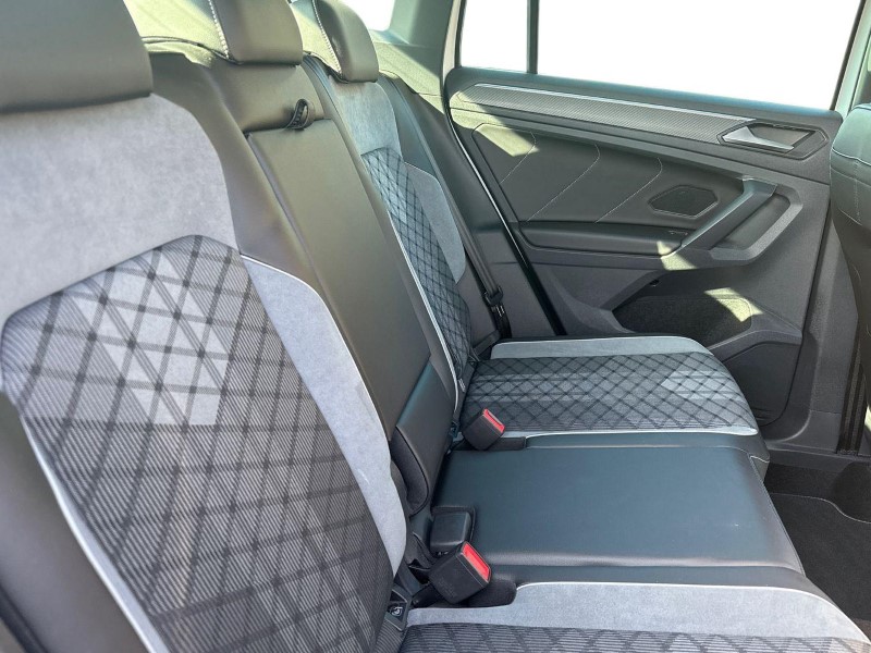 2022 (22) VOLKSWAGEN TIGUAN 2.0 TSI 4Motion R-Line 5dr DSG 5132916