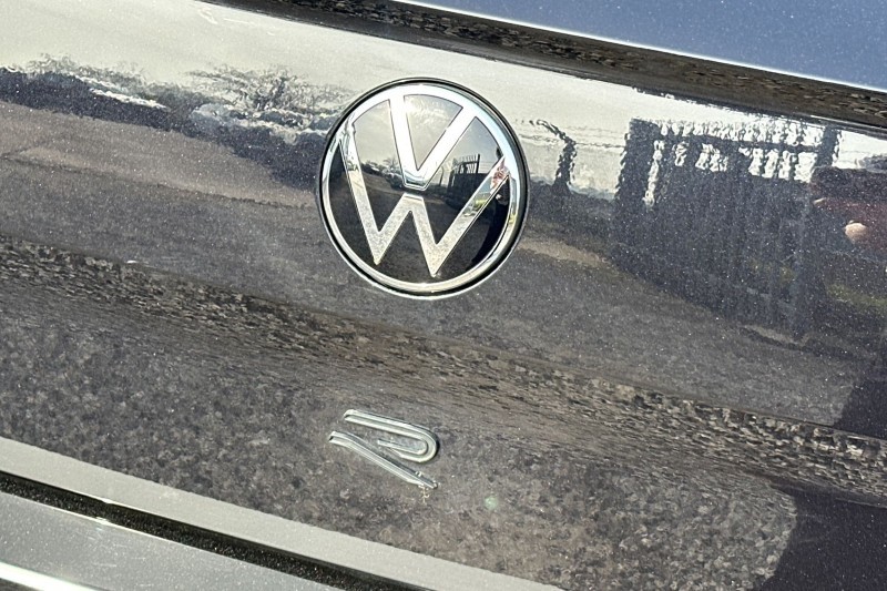 2022 (22) VOLKSWAGEN T-ROC 2.0 TSI 4MOTION R 5dr DSG 5204288