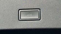 2022 (22) VOLKSWAGEN T-ROC 2.0 TSI 4MOTION R 5dr DSG 5204282