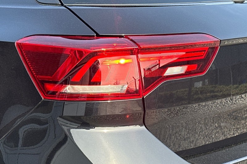 2022 (22) VOLKSWAGEN T-ROC 2.0 TSI 4MOTION R 5dr DSG 5204286