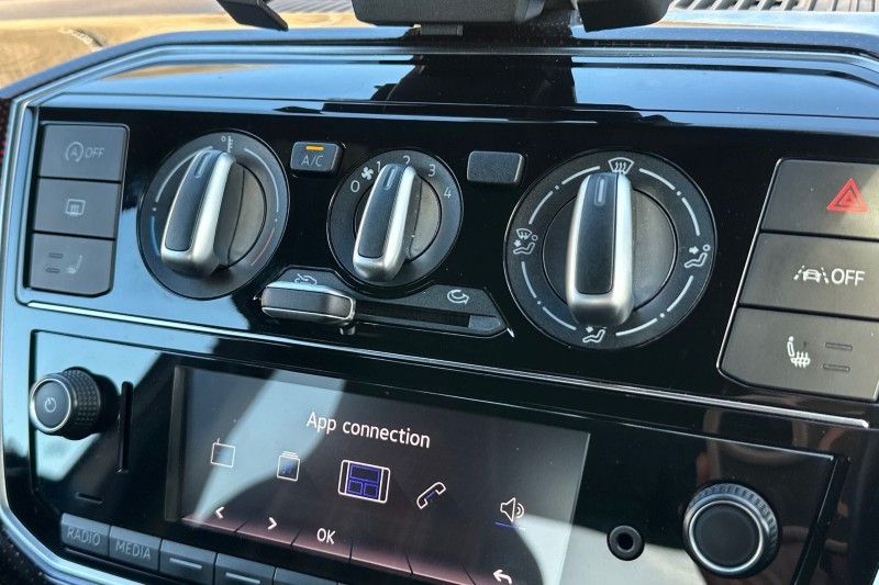 2022 (22) VOLKSWAGEN UP 1.0 115PS Up GTI 5dr 5164698