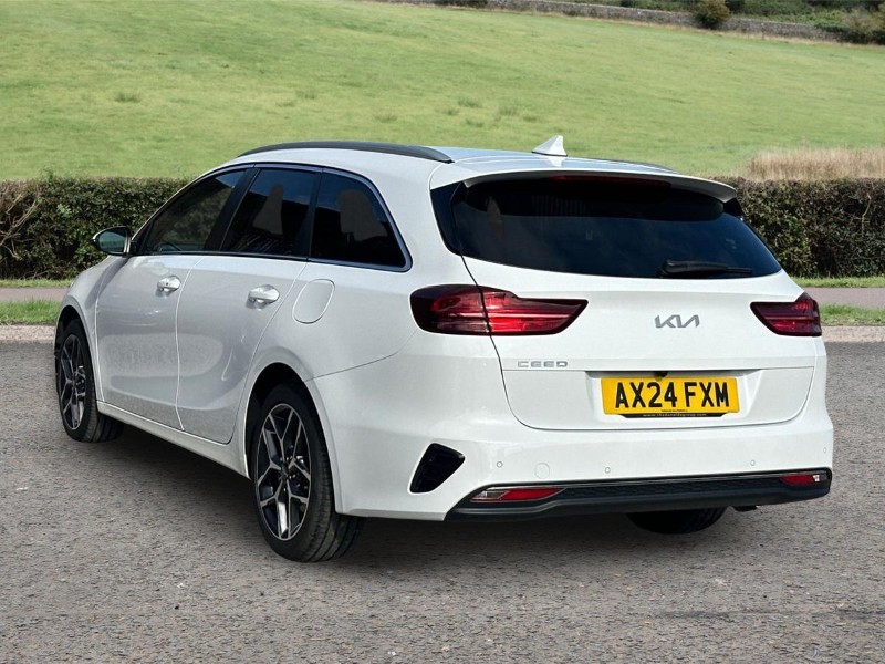 2024 (24) KIA CEED 1.5T GDi ISG 138 3 5dr 5189217