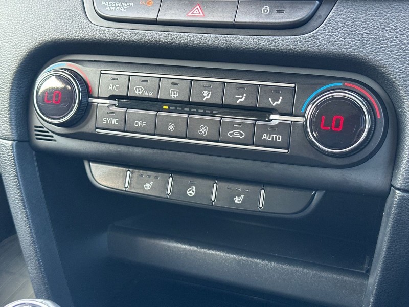 2024 (24) KIA CEED 1.5T GDi ISG 138 3 5dr 5189241