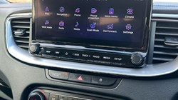 2024 (24) KIA CEED 1.5T GDi ISG 138 3 5dr 5189243