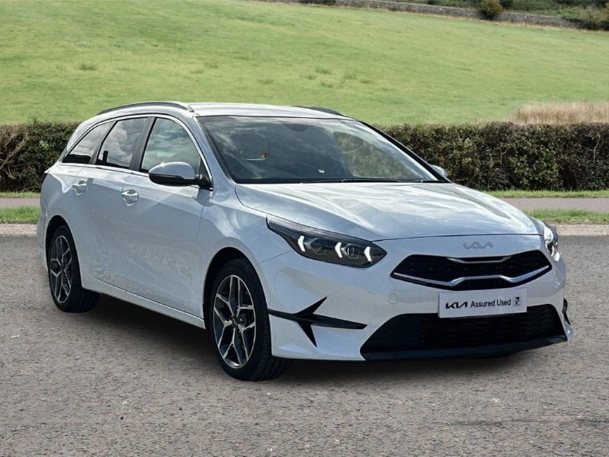 2024 (24) KIA CEED 1.5T GDi ISG 138 3 5dr