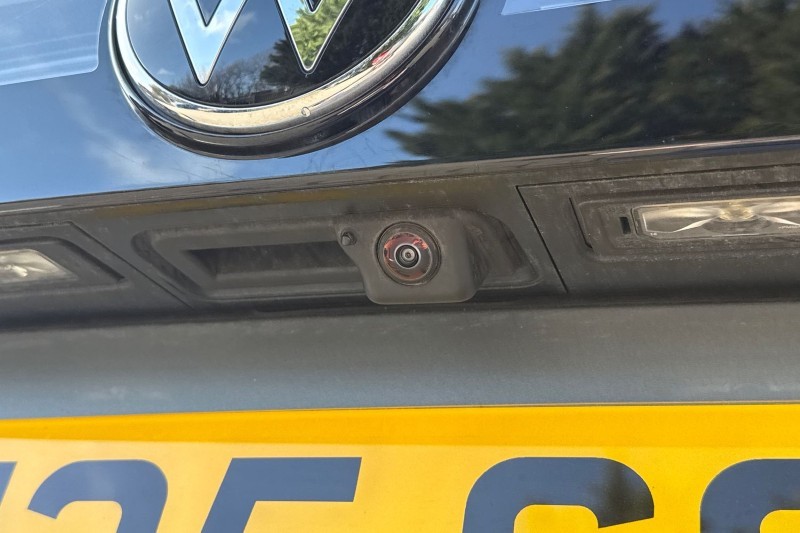 2025 (25) VOLKSWAGEN TIGUAN 1.5 TSI 272 eHybrid R-Line 5dr DSG 5164797