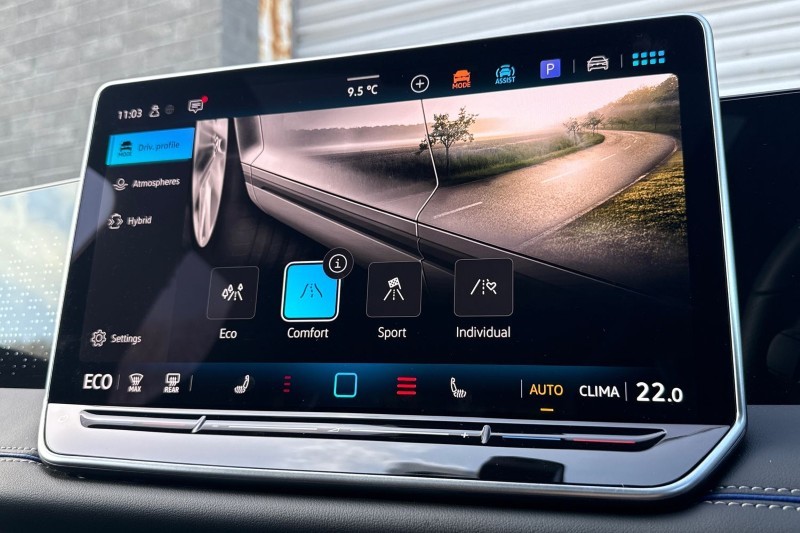 2025 (25) VOLKSWAGEN TIGUAN 1.5 TSI 272 eHybrid R-Line 5dr DSG 5164783