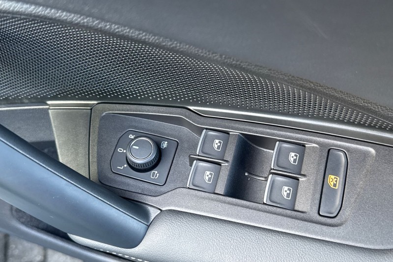 2025 (25) VOLKSWAGEN TIGUAN 1.5 TSI 272 eHybrid R-Line 5dr DSG 5164770