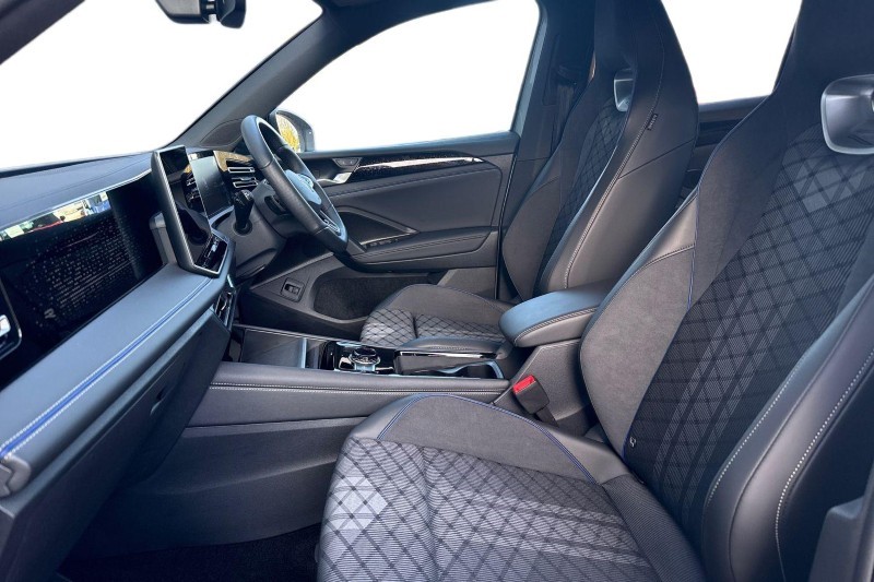 2025 (25) VOLKSWAGEN TIGUAN 1.5 TSI 272 eHybrid R-Line 5dr DSG 5164759