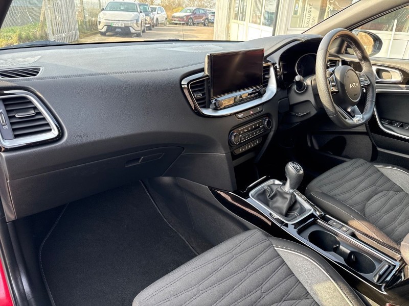 2024 (73) KIA XCEED 1.5T GDi ISG GT-Line 5dr 5196875