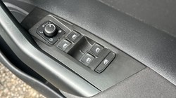 2019 (69) VOLKSWAGEN POLO 1.0 TSI 95 R-Line 5dr 5160357