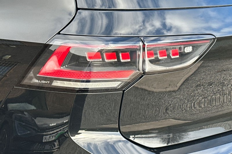 2025 (75) VOLKSWAGEN GOLF 2.0 TSI 333 R 4Motion 5dr DSG 5167003